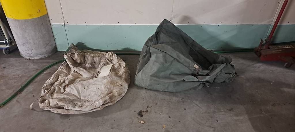 Universal Tutte le macchine: Laubsauger mit zwei Auffangsäcken zu Universal Einachser – Usato da Triesen venduto da korlu 3