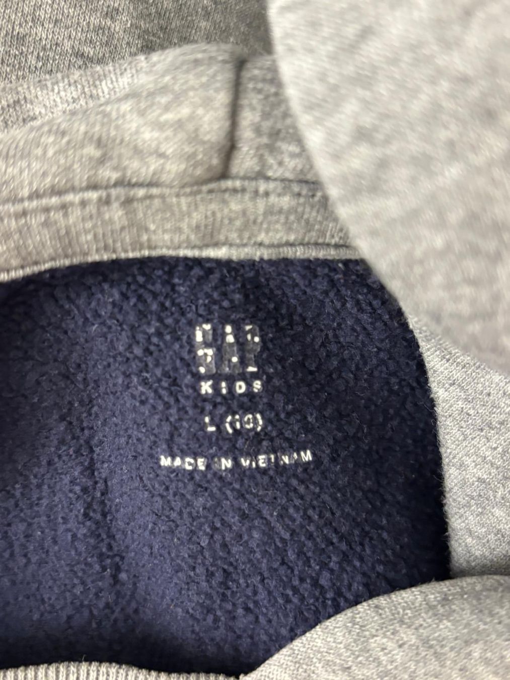 Gap Maglioni & Felpe: Sweat Gap T10 ans – Usato da Conches venduto da chn_hgl6 2
