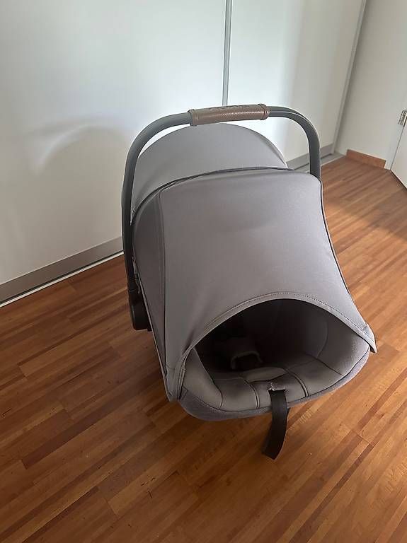 Nuna Seggiolini per auto: Babysitz / Kindersitz Auto Nuna Pipa Next – Usato da Zug venduto da Er_St 4