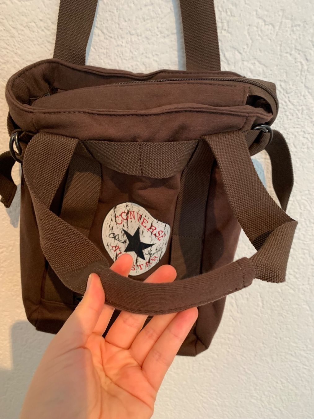 Converse Borse da donna: Converse Tasche braun – Usato da Fislisbach venduto da KolibriSecondhand 8