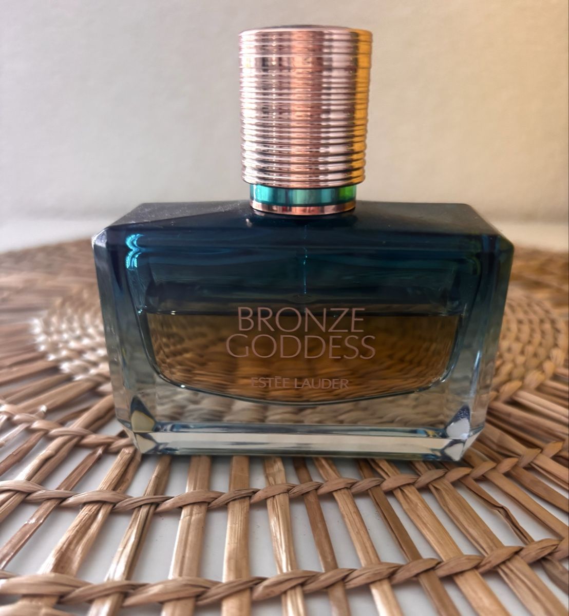 Estée Lauder Parfum & Eau de Toilette: Estee Lauder Bronze Goddess Eau de Parfum Nuit  – Gebraucht aus Au SG von noe.mey 1