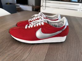Nike Damen Sneaker Gr. 38.5