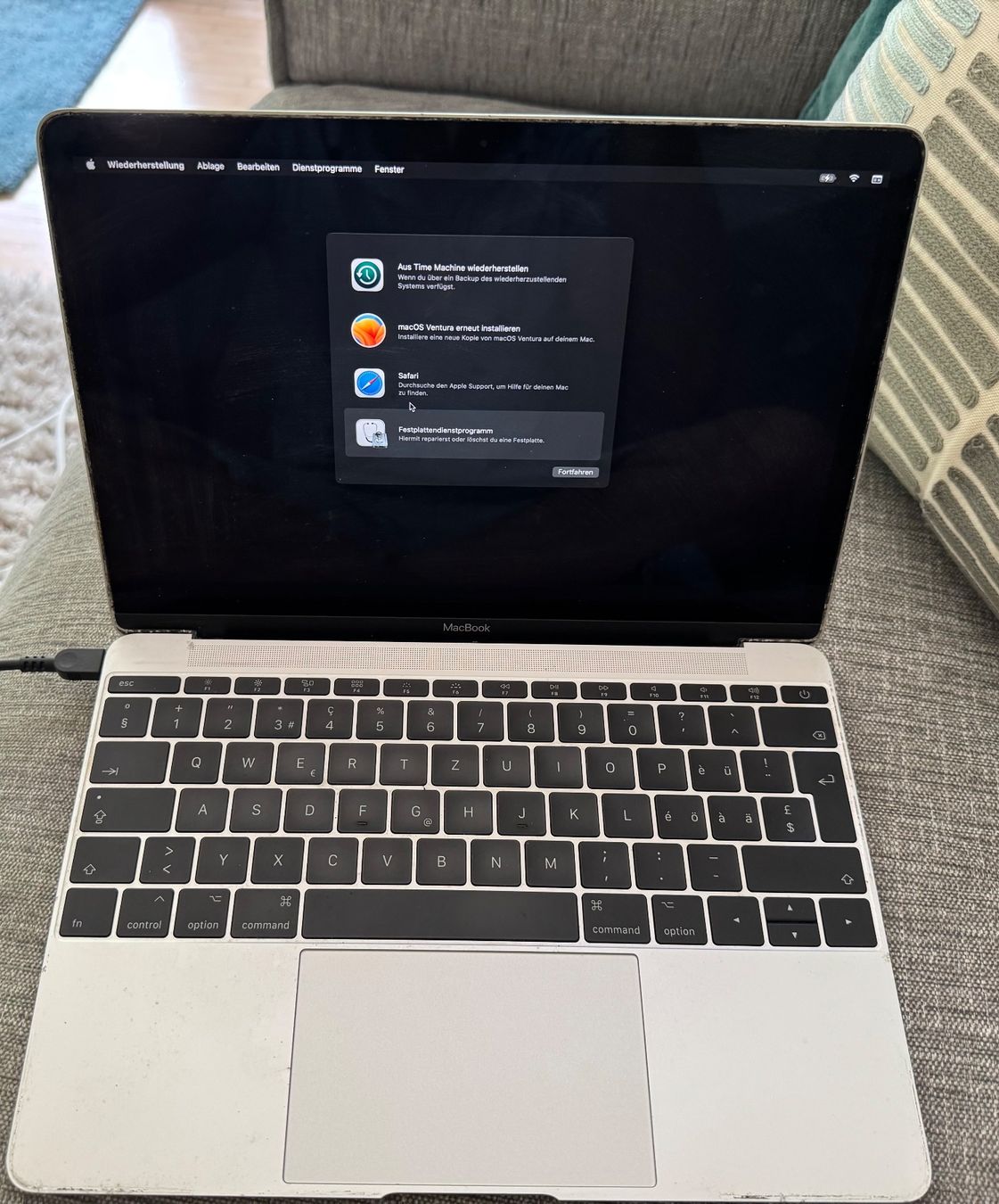 Apple Notebook: MacBook (2017) – Difettoso da Adliswil venduto da Busys