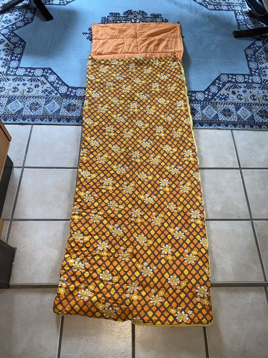 Sacs de couchage: Sac de couchage / Schlafsack – D'occasion à Lossy par Kamikeeze 2