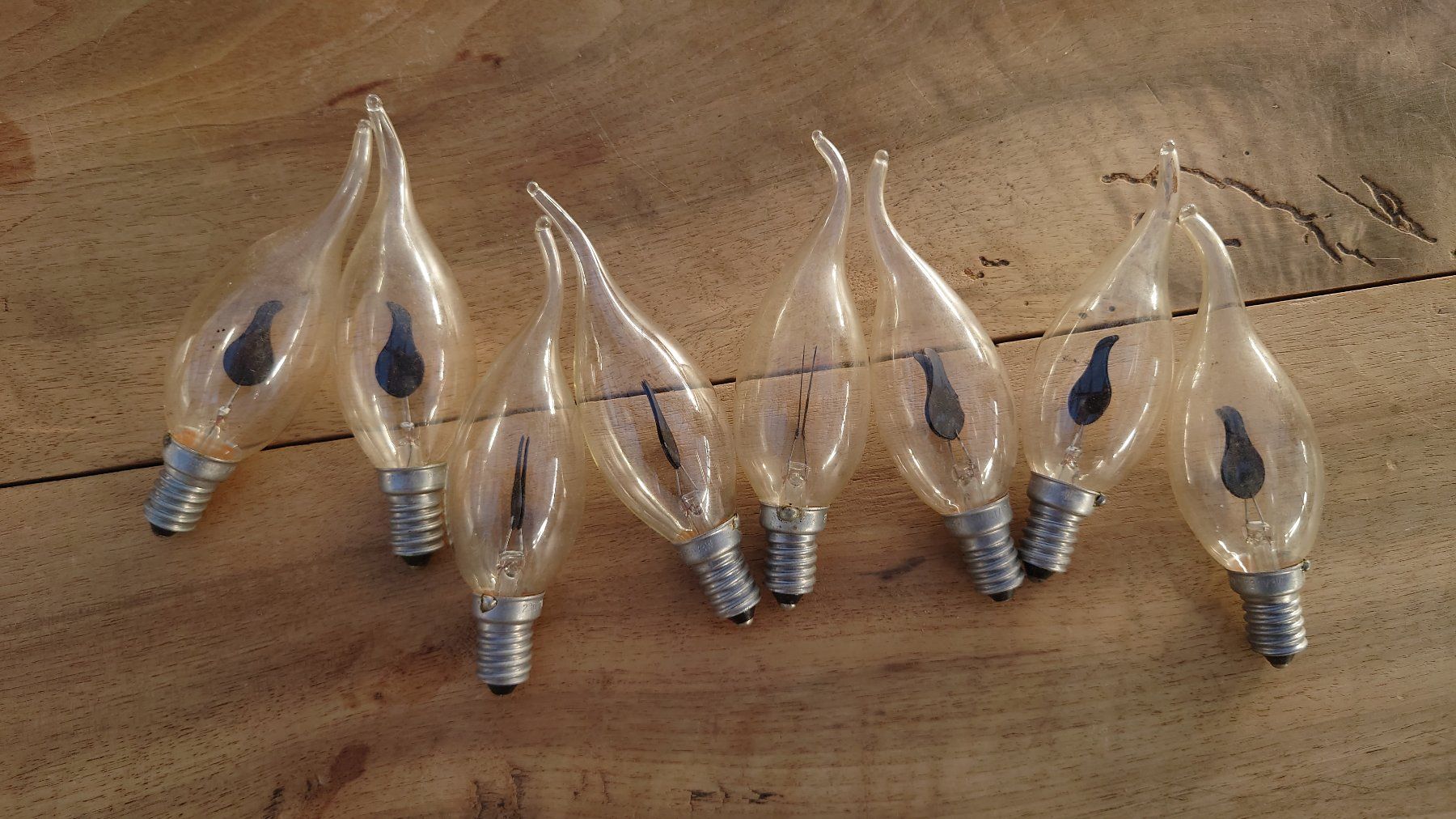 Lampen: 4x Glühbirne Leuchtmittel Kerzen E14 – Gebraucht aus Wittenbach von Aberanders