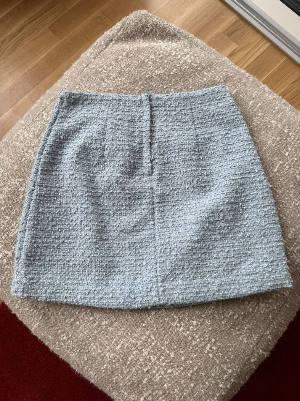H&M Röcke: Light blue bouclé mini skirt. – Gebraucht aus Zürich von marthalberini 1