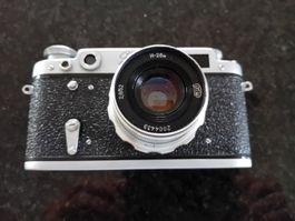 Kamera FED-2 mit Objektiv I-26m Lederetui 