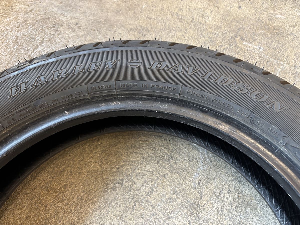 Pneus & Kompletträder: Dunlop D402F MT90B16 Harley-Davidson – Gebraucht aus Unterägeri von WSpower 1