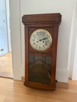 Antike Wanduhr