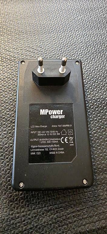 Caricatori & Batterie: MPower Akku-Ladegerät – Usato da Appenzell venduto da San-cu 1