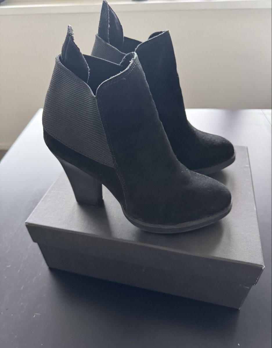 Scarpe da donna: Stiefeletten schwarz Gr. 39 – Usato da Zürich venduto da Jen10