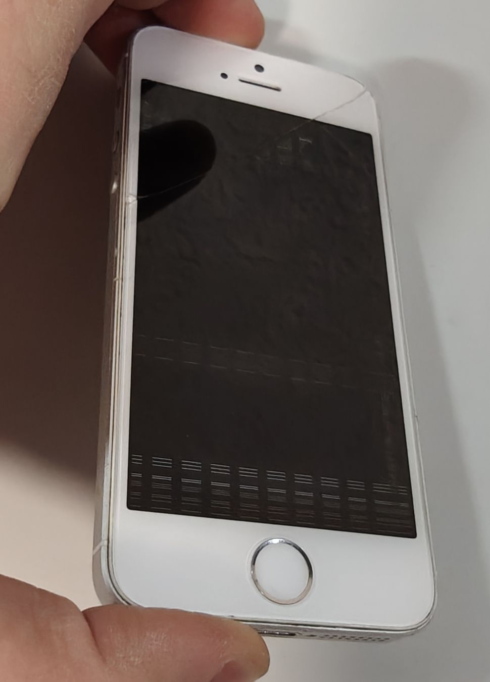 Apple Handys / Smartphones: iPhone SE – Defekt aus Ehrendingen von Rocky985 1