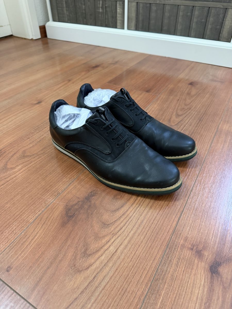 Scarpe da uomo: Zara Herren Leder Schuhe EU41 Schwarz – Usato da Dänikon ZH venduto da RAFIMIKI