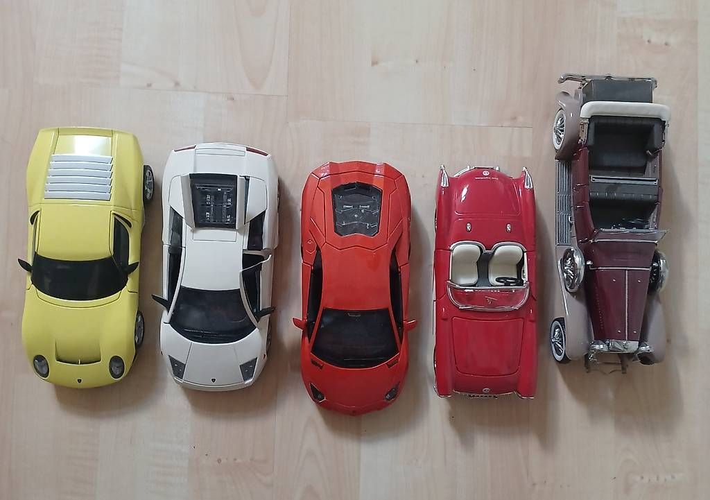 Modellautos: Collection voitures 1:43 a vendre – Gebraucht aus Romont FR von cti_sdw2 2