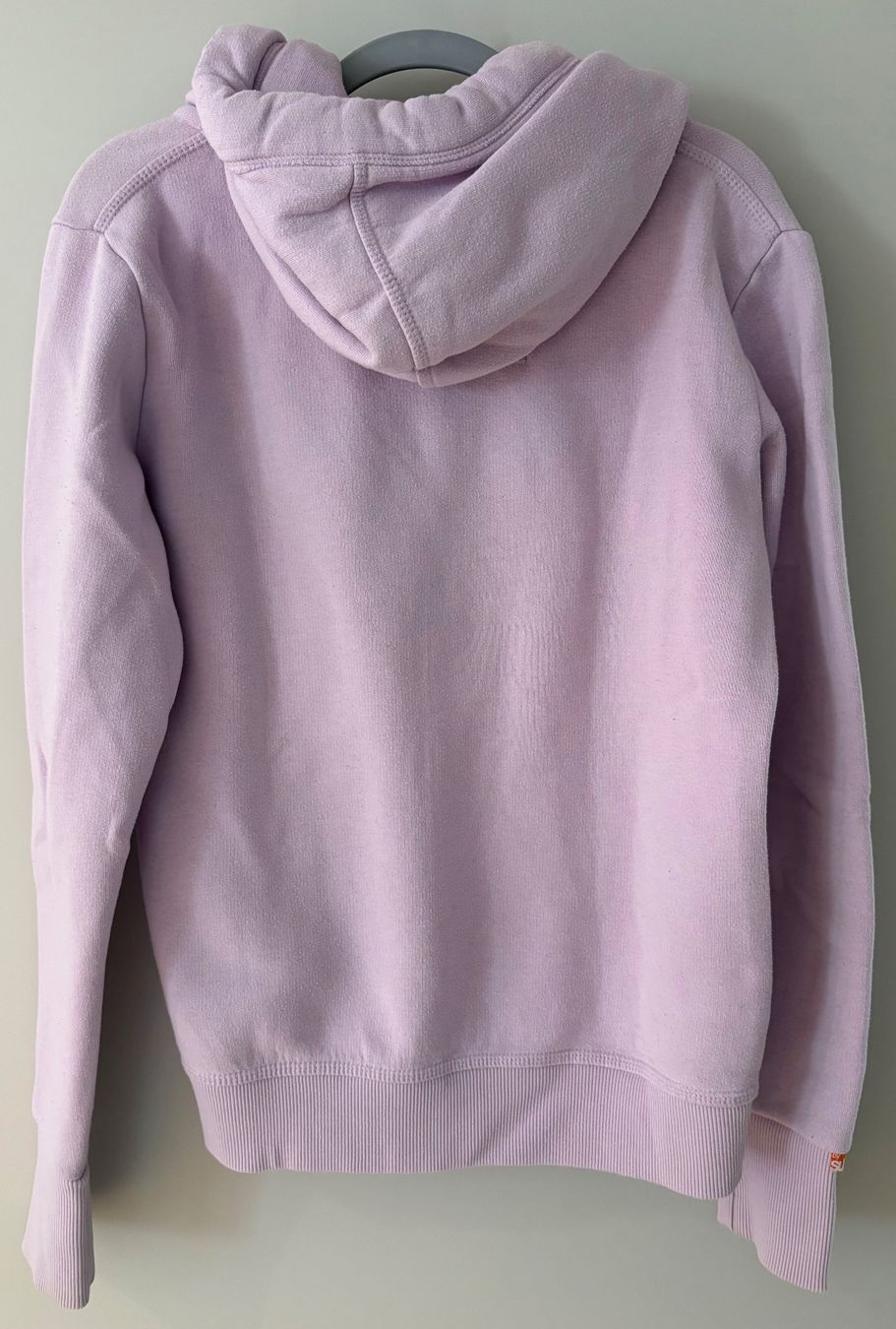 Superdry Pulls & Sweat-shirts: Superdry Hoodie / Pullover – D'occasion à Siebnen par oovirginiaootja 1