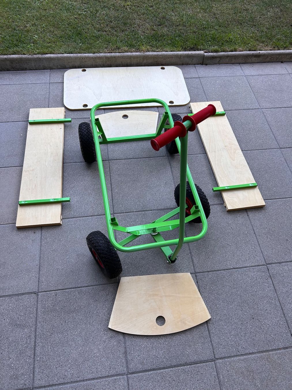 Carrelli di trasporto: Bollerwagen Heidiland – Usato da Wettingen venduto da Luxine 1