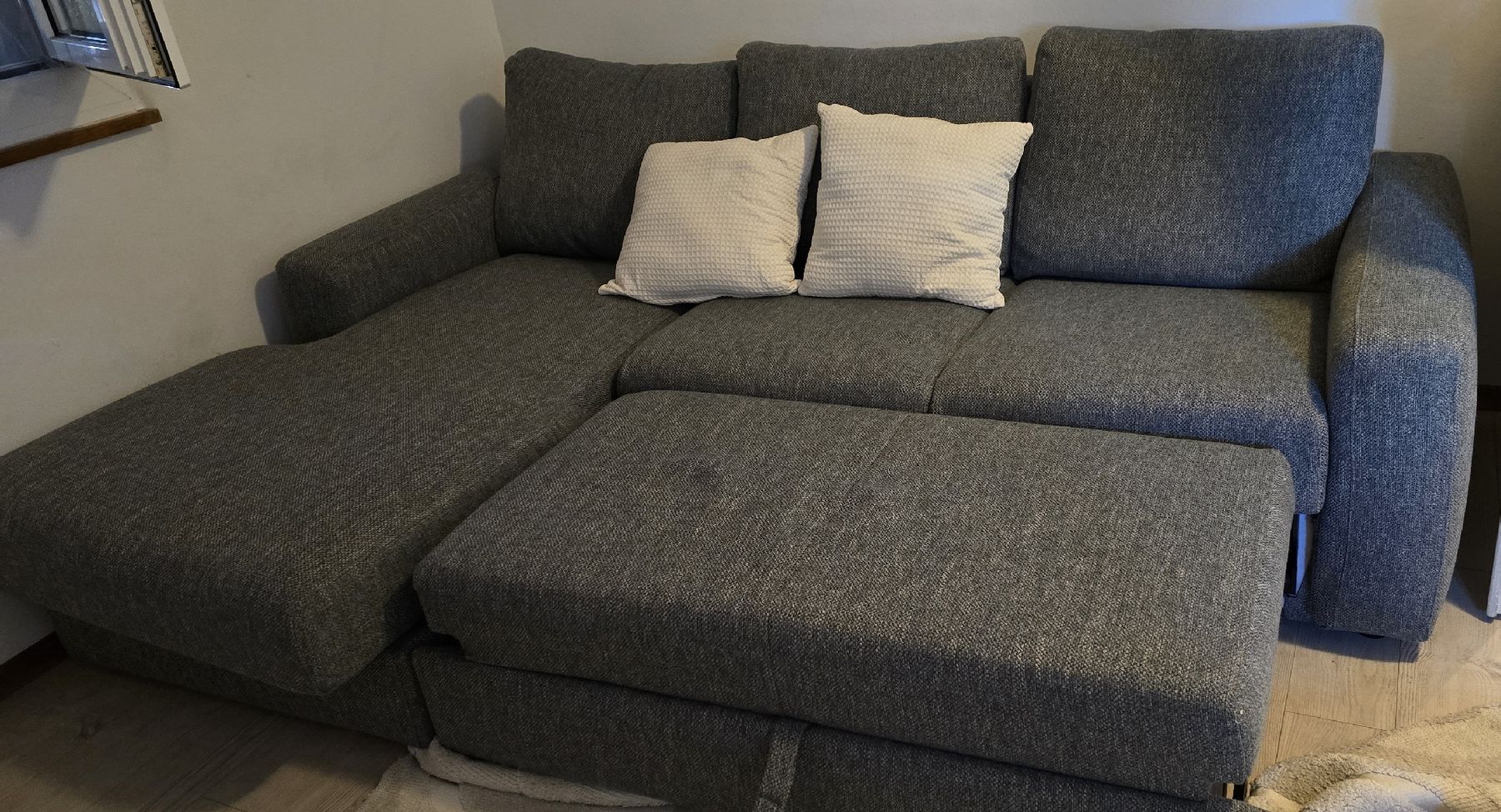 Sofas: Sofa 4 Sitzer – Gebraucht aus Bassersdorf von isu_hk9p 1