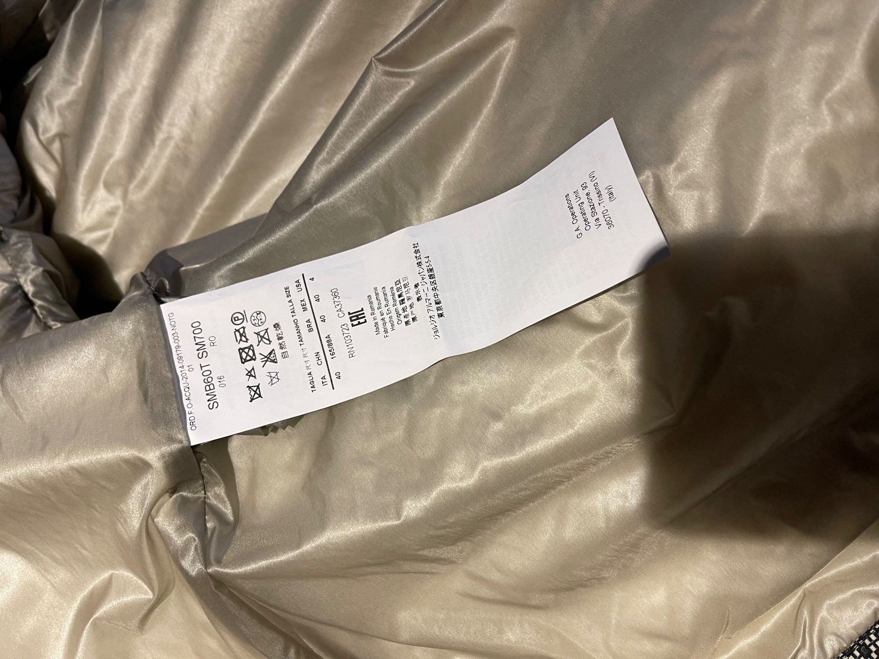 Armani Giacche: Armani new jacket 40 800€! – Nuovo (secondo la descrizione) da Barna venduto da orbuyorcry 6