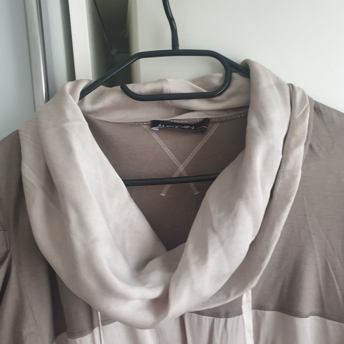 Marc Cain Tuniche: Marccain schönes Seidenshirt Gr 5 – Usato da Frenkendorf venduto da Chrigeli01 3