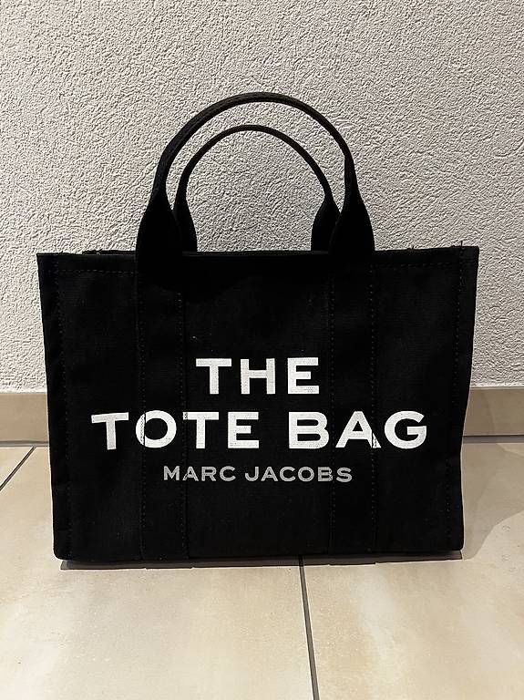 Borse da donna: The Tote Bag (Medium) vom Marc Jacobs – Usato da Theilingen venduto da ivanuschhh