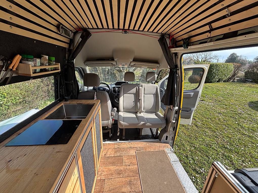 Véhicules de camping: Campervan 100% Electrique Maxus EV80 H3L2 – D'occasion à Préverenges par jerem242 4