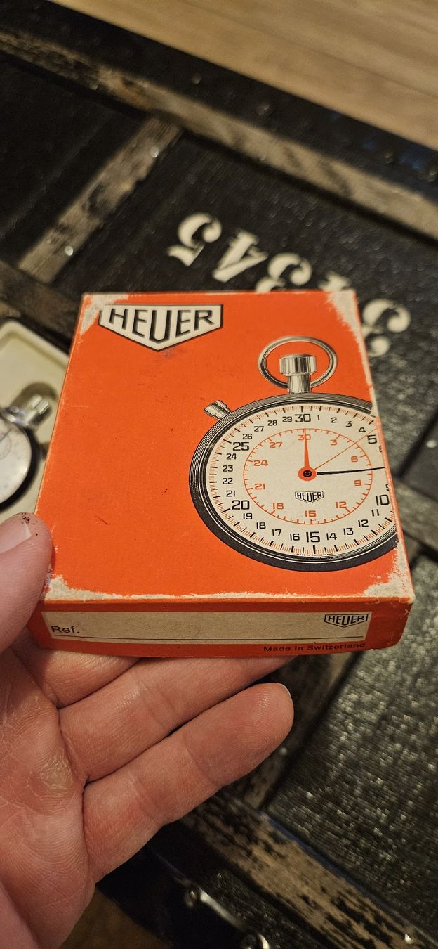 Tag Heuer Montres: chronographe Heuer  – D'occasion à Venthône par piz_py9h 8