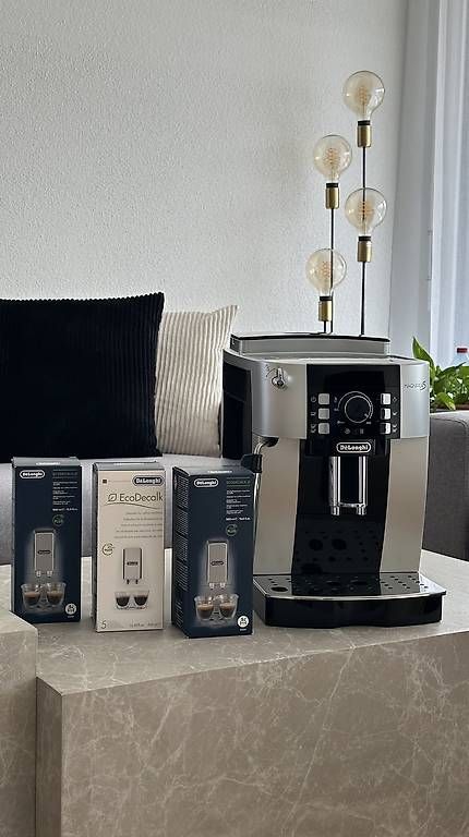 Macchine per caffè & Macchine per espresso: Delonghi Magnifica S Kaffeevollautomat  – Usato da Wangen b. Olten venduto da Pavinitha
