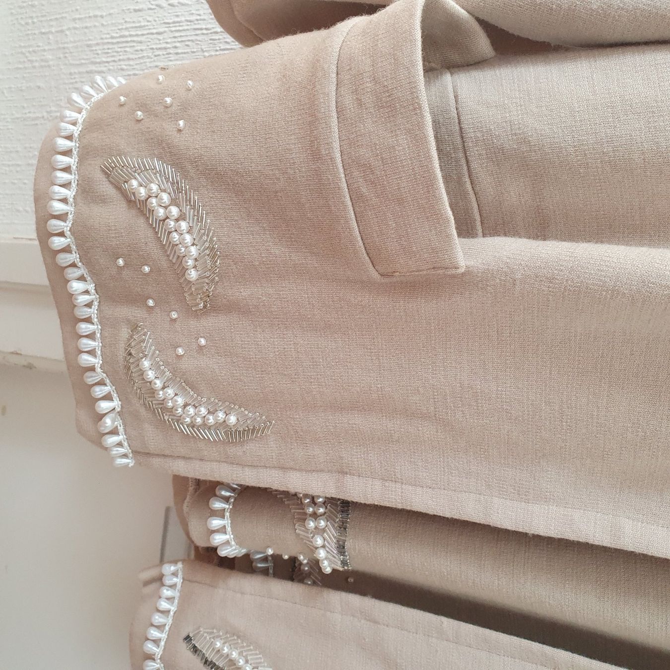 Maglioni & Felpe: Jolies Pull  dame deux en un beige taiile 38 – Usato da Prilly venduto da RoDyRe 9