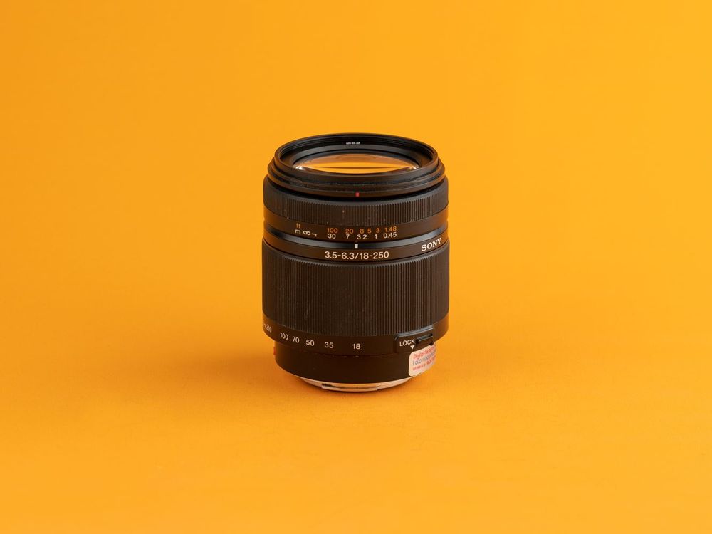 test SONY DT 18250 mm F3.56.3 Camera Lens [SAL18250] in Mumbai at best price by Sony India Pvt Ltd (Regional Office