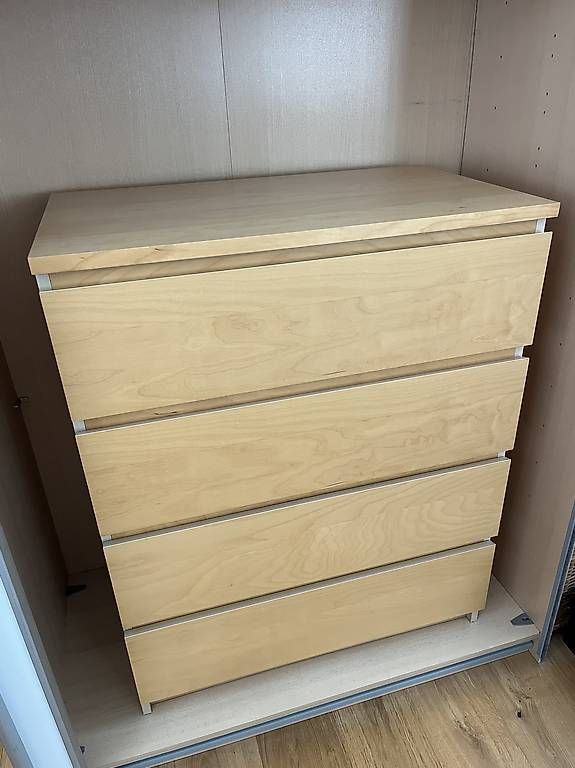 Commodes: Kommode mit 4 Schubladen – D'occasion à Wängi par cocose 1