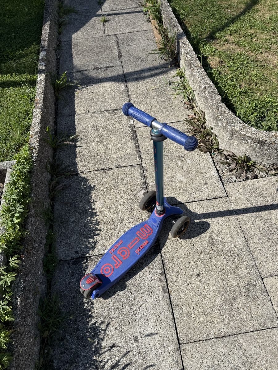 Micro Kickboard: Micro Maxi Roller blau gebraucht – Usato da Baeretswil venduto da boxer33 2