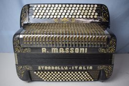 Akkordeon chromatisch R. Massoni Stradella Stufengriff