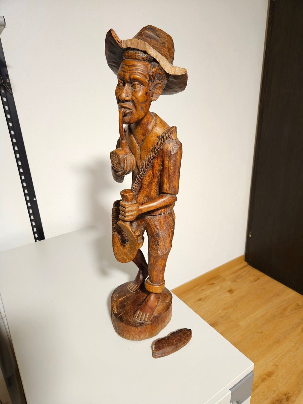 Figuren: Dekorative handgeschnitzte Holzfigur (Karibik) – Gebraucht aus Langendorf von Bruenu 2