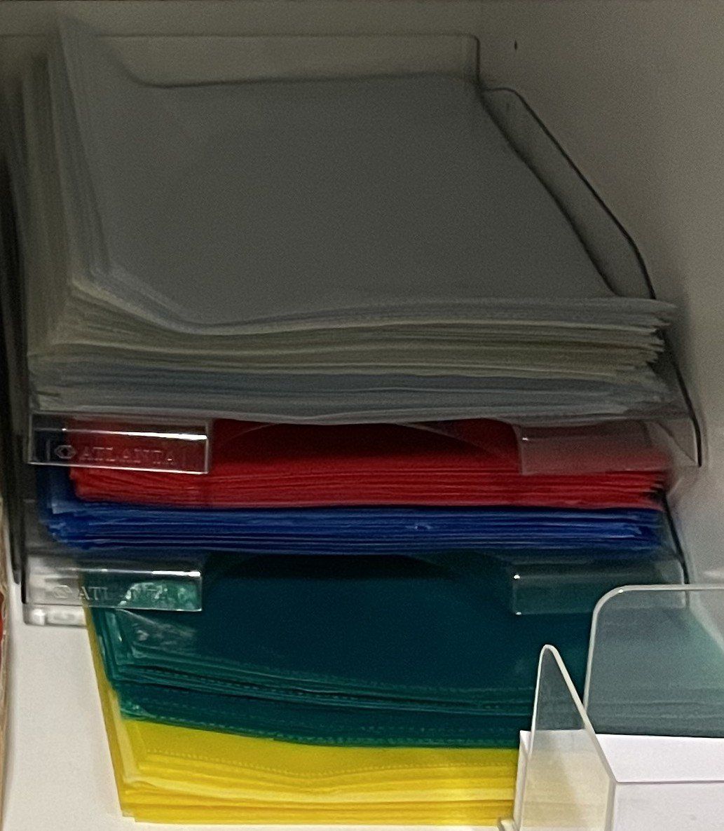 Valigie & Borse: Viele Dokumentenhüllen, diverse Farben + zwei Plastik-Fächer – Usato da Zug venduto da Cry71