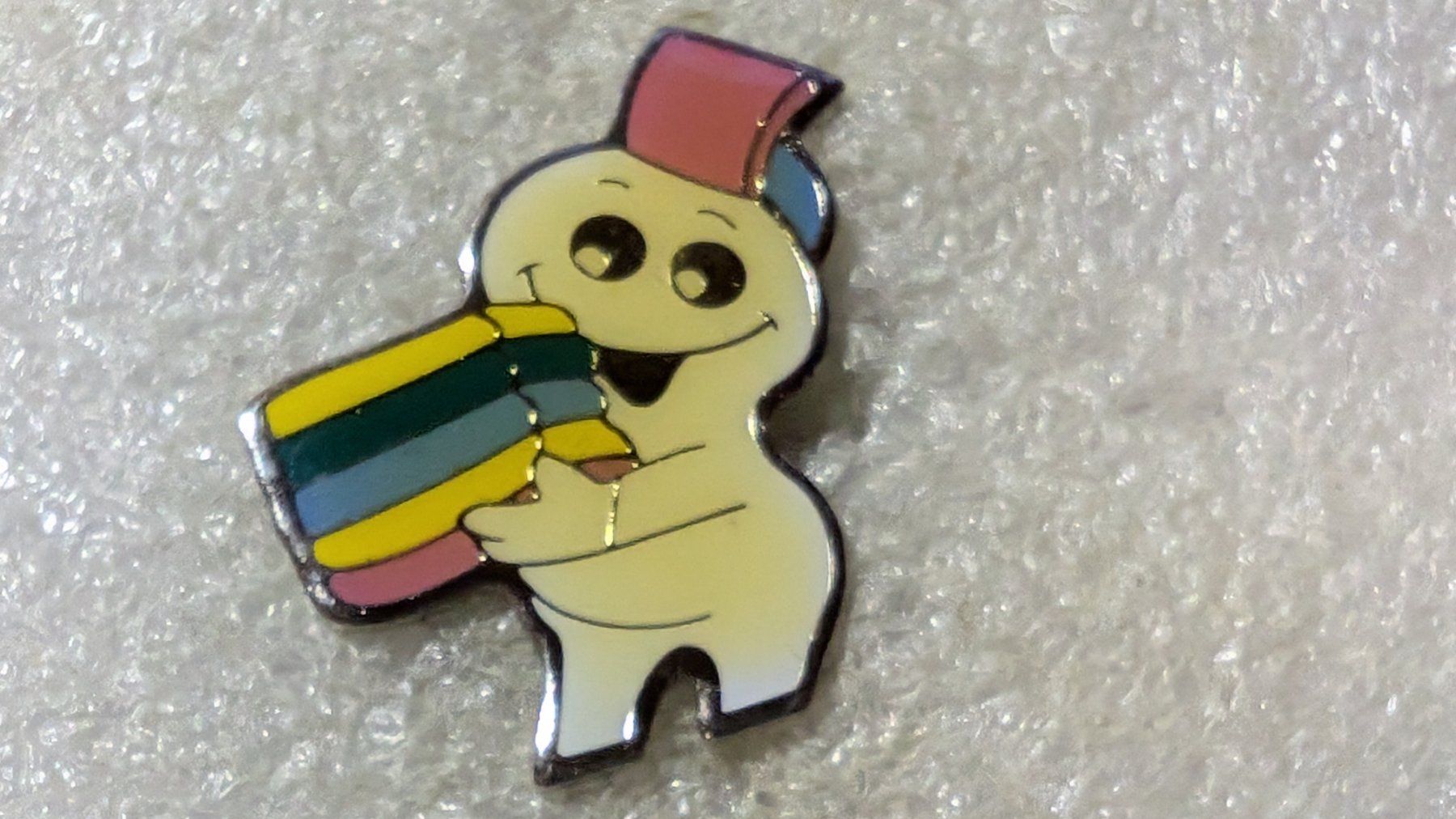 Plaketten & Abzeichen: Ansteckpin 167: Maga Bio – Gebraucht aus Oppligen von Pin-Fall-Shop