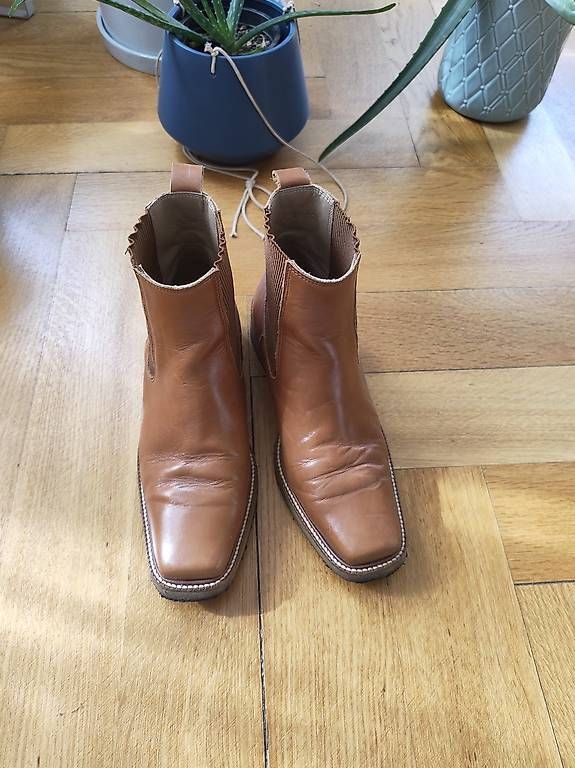 Scarpe da donna: Angulus Stieffeletten  Gr.37 Leder – Usato da Zürich venduto da jeu_szl9