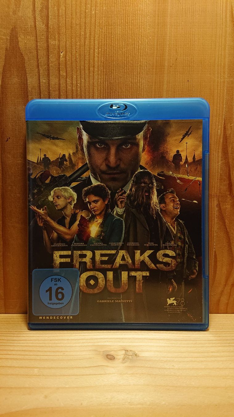 Tutti i DVDs: FREAKS OUT Blu-Ray – Usato da Wilderswil venduto da Exebub