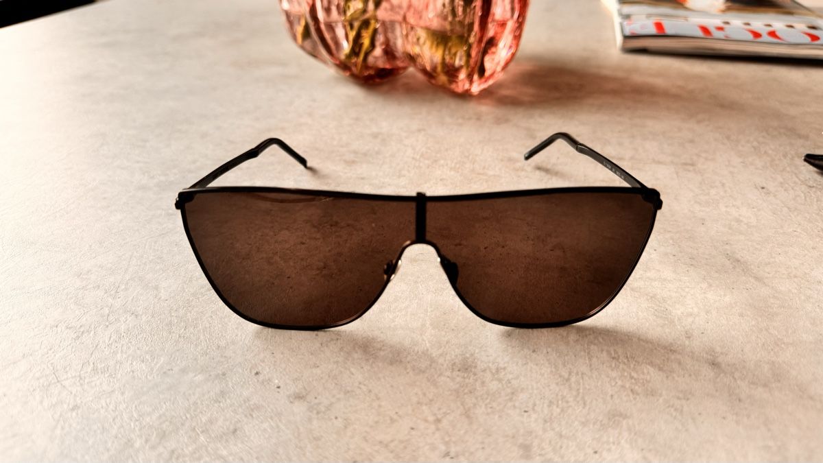 Saint Laurent Occhiali & Lenti: Saint Laurent Damen Sonnenbrille mit Etui – Nuovo (secondo la descrizione) da Bubikon venduto da Mtr1608 5