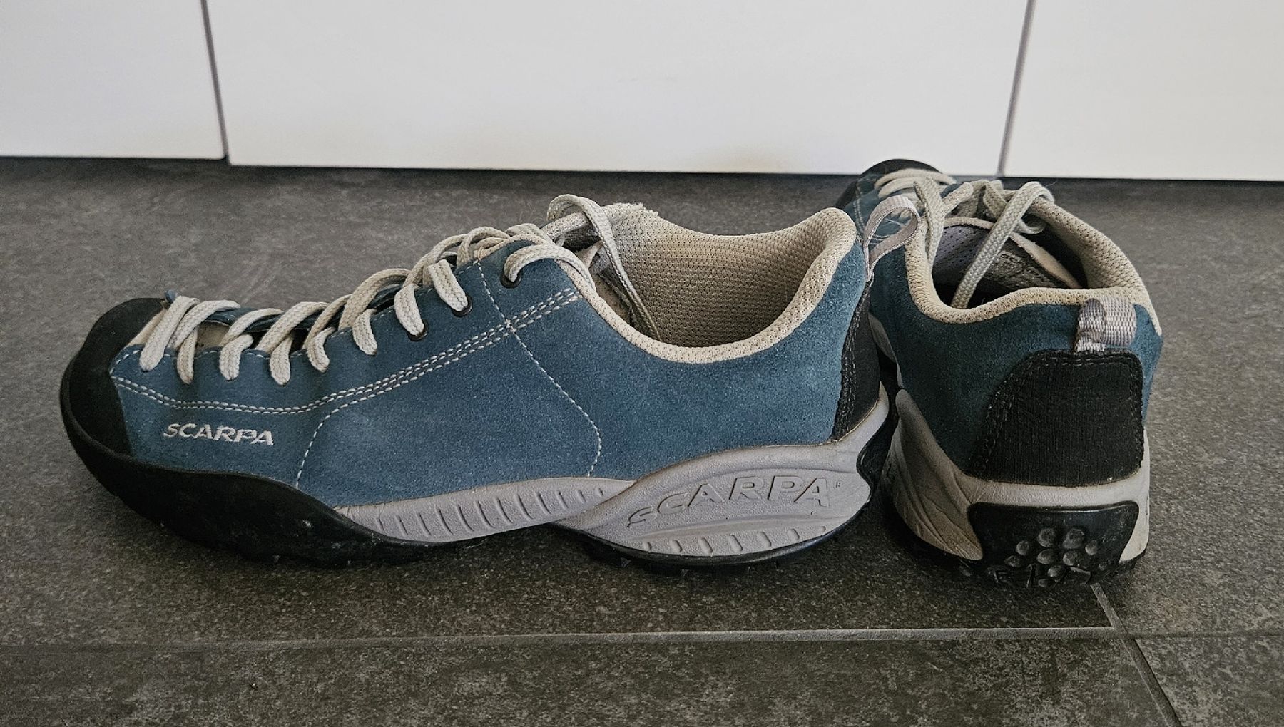 Scarpa Chaussures hommes: Chaussures Scarpa (taille 40) – D'occasion à Bussigny par niwa_mikan 3