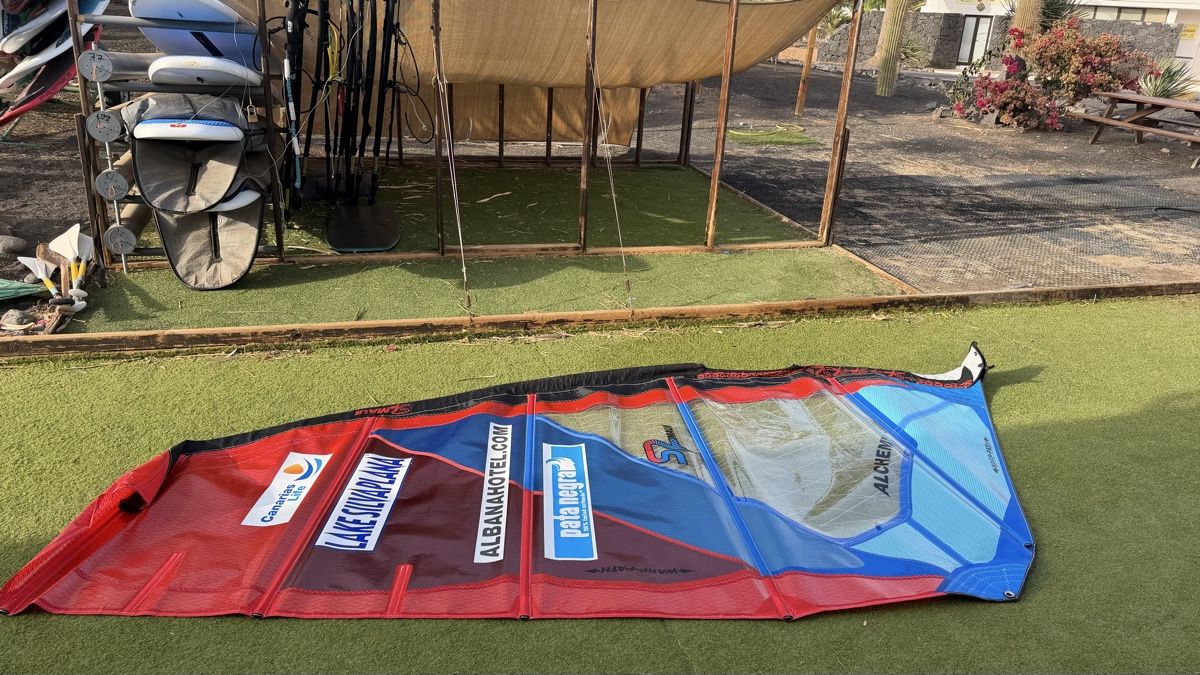 Surfen: Like New Alchemy Windsurf Sail 6.2m2 – Gebraucht aus Zürich von tim_v2vt