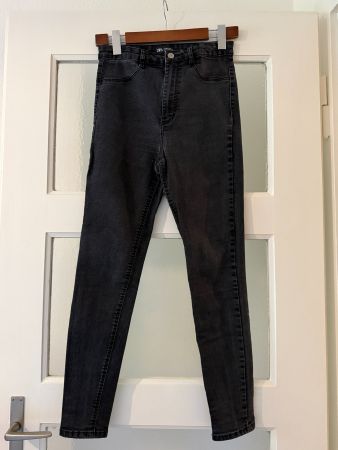 Damen Jeans Zara schwarz High Waist Grösse 40