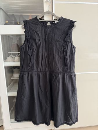 Schwarzes Kleid von La Redoute