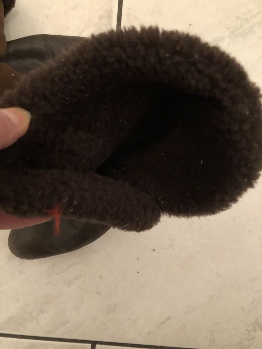 Scarpe da donna: Lammfellstiefel – Usato da Solothurn venduto da Congela 4