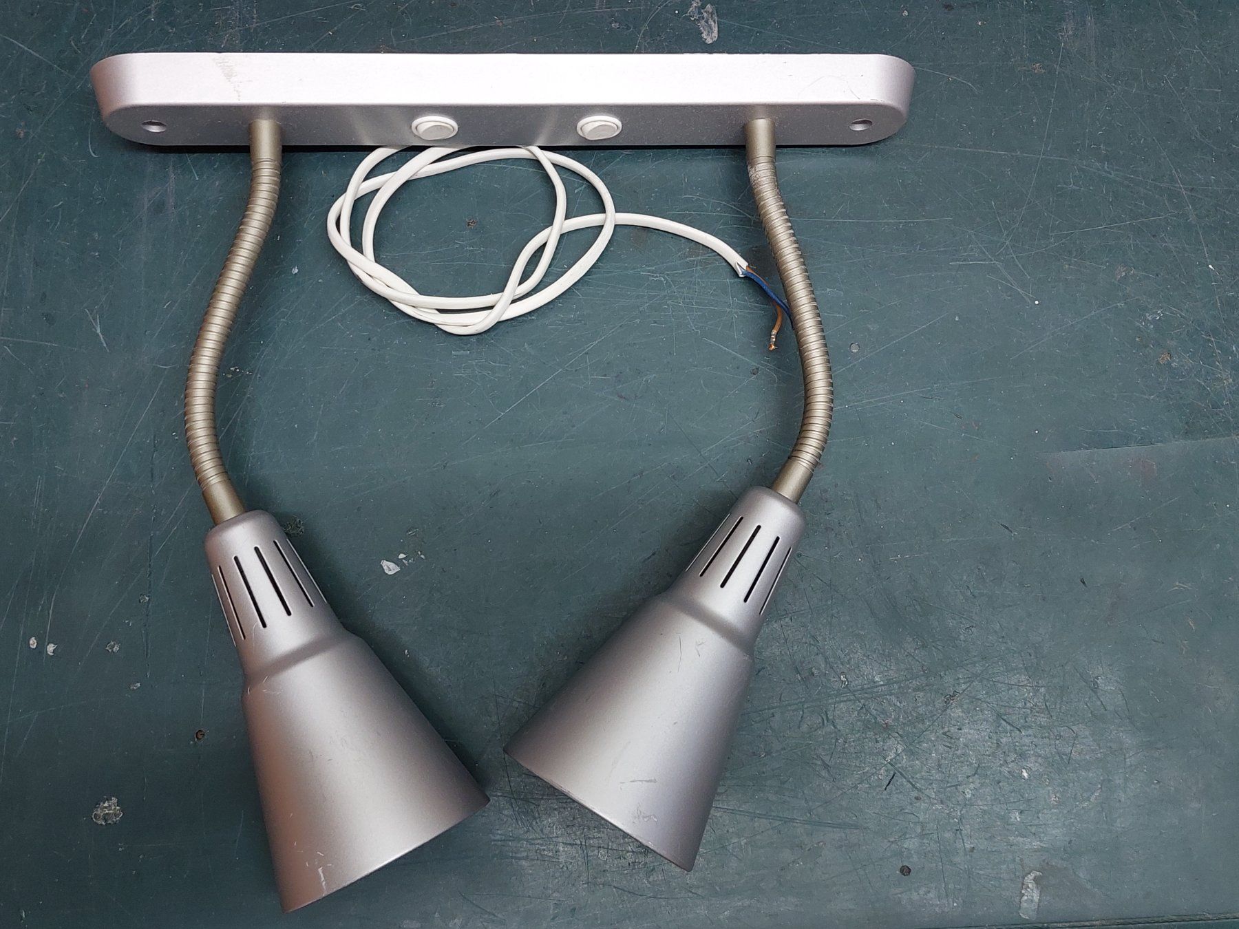 Ikea Lampade: Wandlampe mit 2 Spots – Usato da Wädenswil venduto da gudif