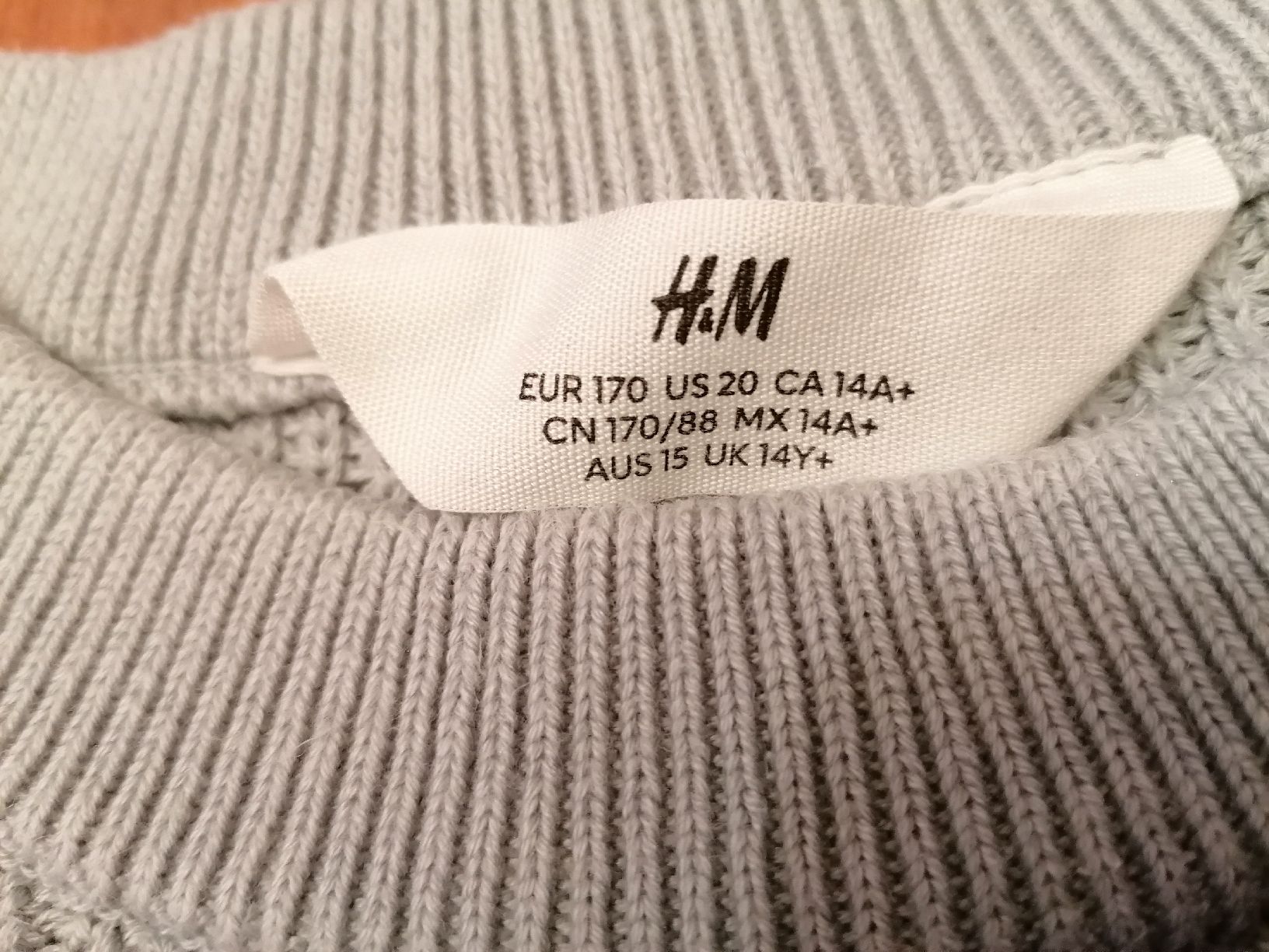 H&M Lotti & Set di vestiti: H&M Pulli-Set, 3 Stück, Gr. 158-170 – Usato da Wahlen b. Laufen venduto da Aweiss 6