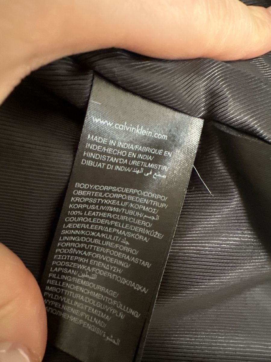 Calvin Klein Giacche: Calvin Klein Black Leather Jacket, Size S - Great Find! – Usato da Zürich venduto da car_68nt 3