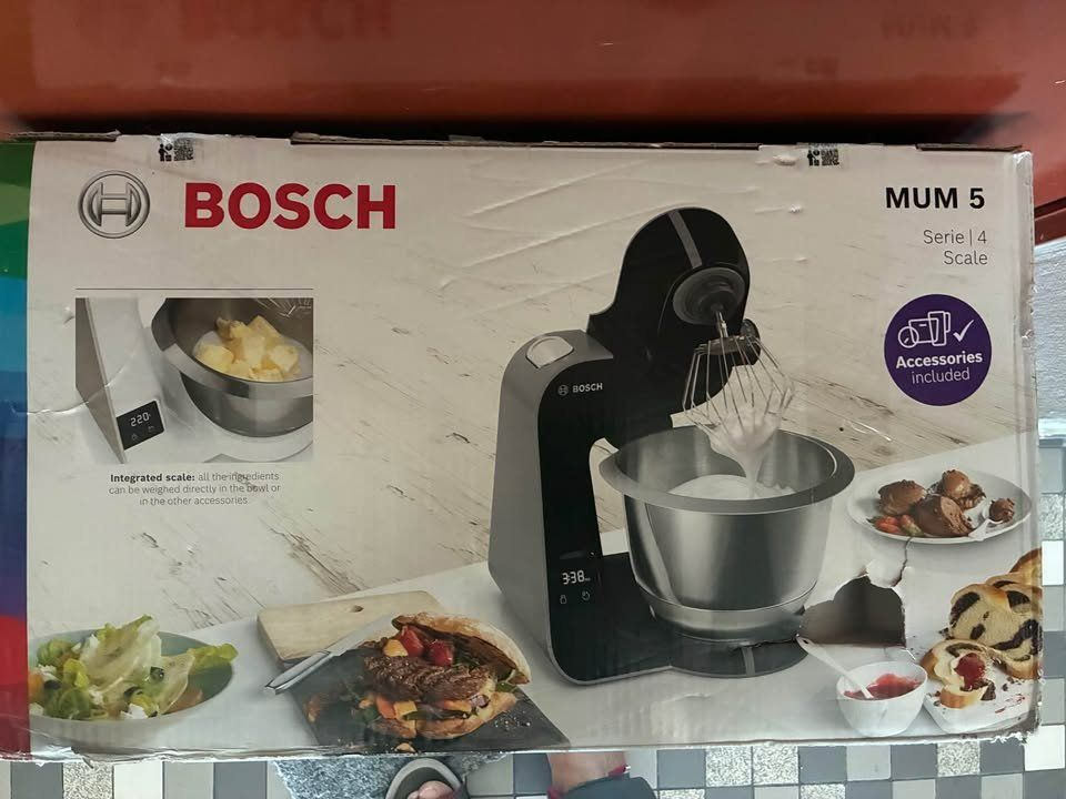 Bosch Elettrodomestici da cucina: Appareil de cuisine Bosch multifonctions MUM 5 – Nuovo e nell'imballaggio originale da Areuse venduto da sis_y7dg 1