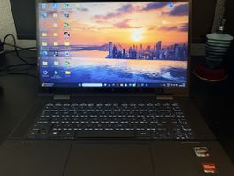HP Envy x360 15.6” Touch – Ryzen 5 5625U – 8GB RAM – 512GB S