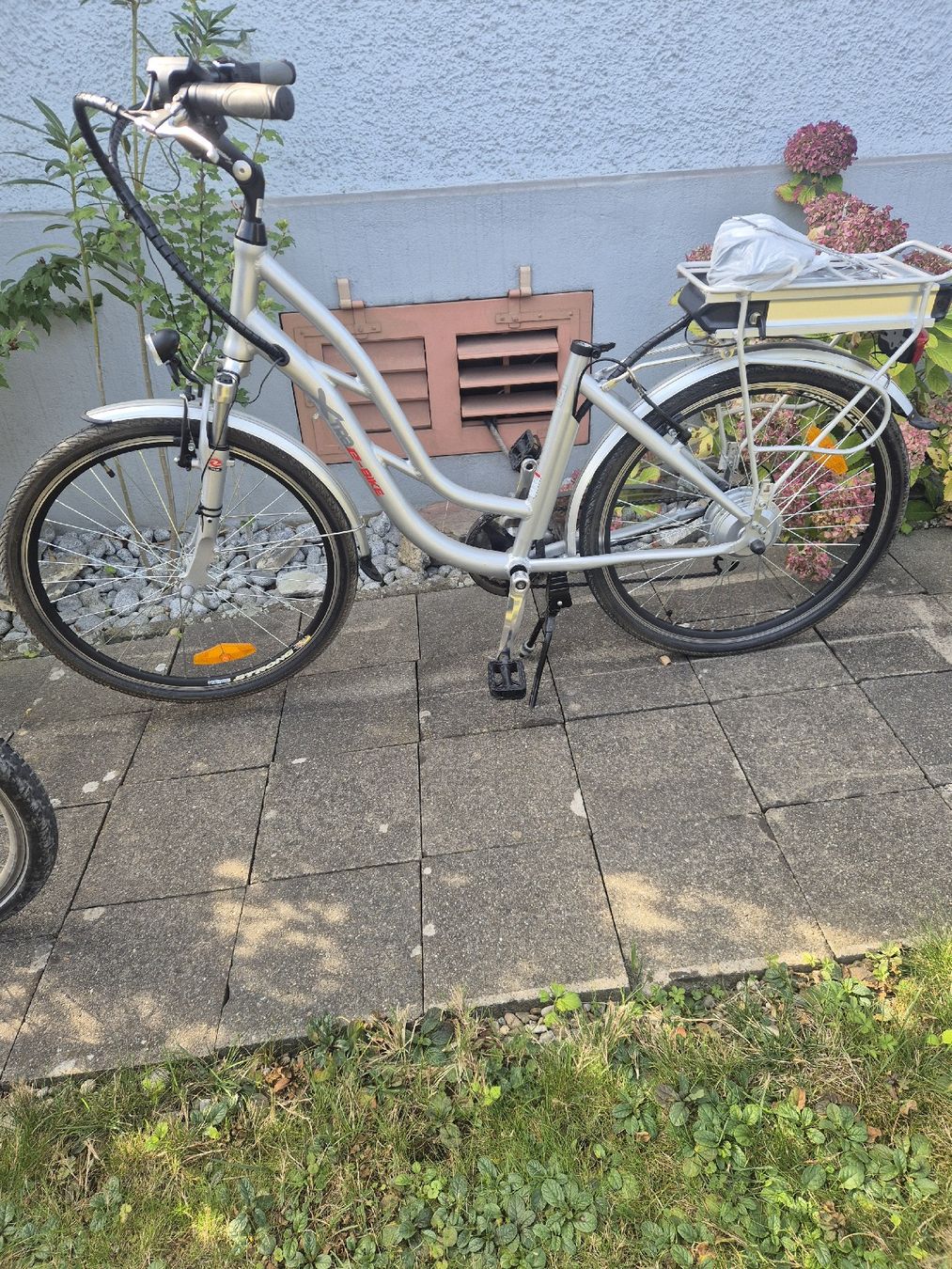 Velos: Velo  flyer und xtra e bike – Defekt aus kloten von eismeister33