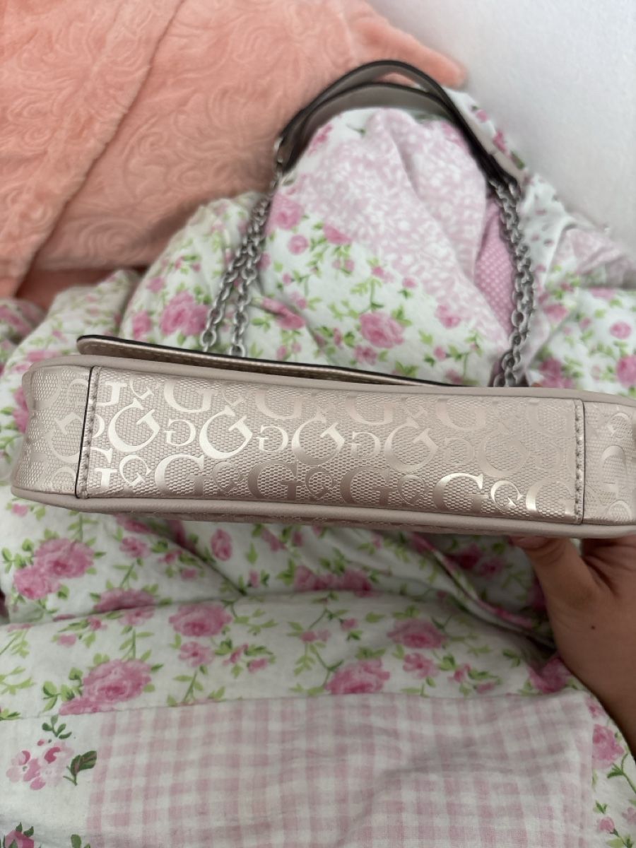 Guess Borse da donna: Guess Tasche  – Usato da Dübendorf venduto da ame_g69g 1
